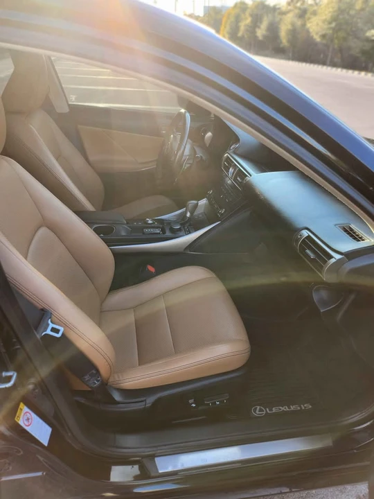 2016 Lexus IS 3rd Gen - Image 10 of 20