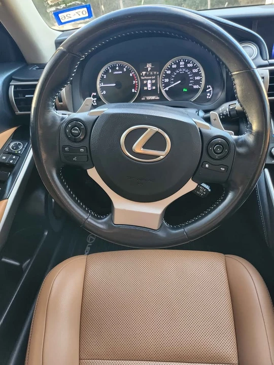 2016 Lexus IS 3rd Gen - Image 20 of 20