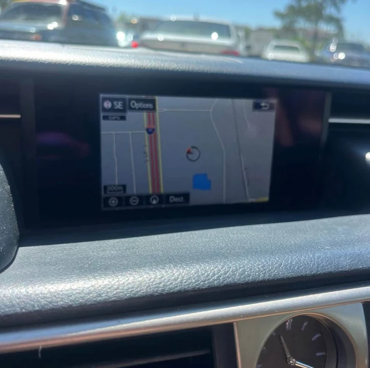 2016 Lexus IS 3rd Gen - Image 17 of 20
