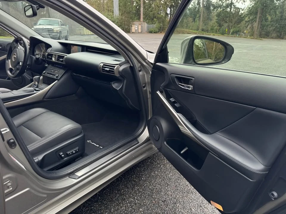2016 Lexus IS 3rd Gen - Image 12 of 13