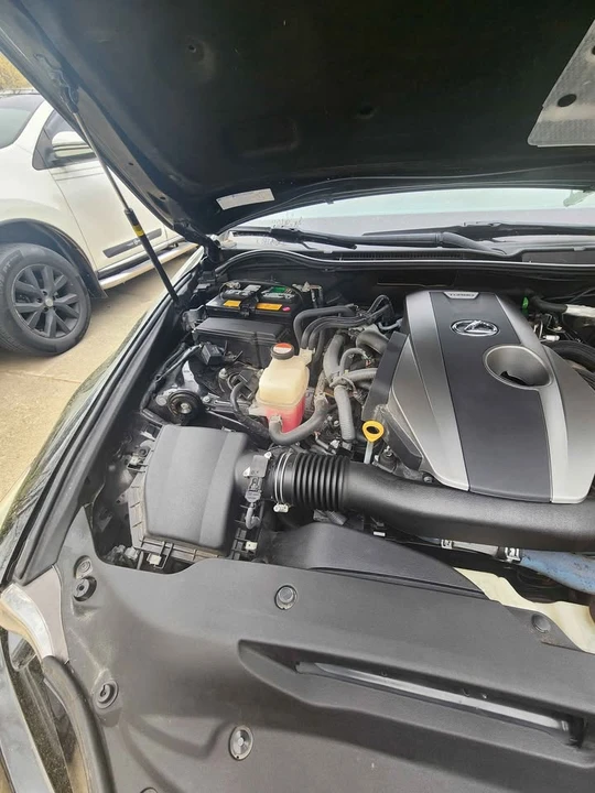 2016 Lexus IS 3rd Gen - Image 5 of 20