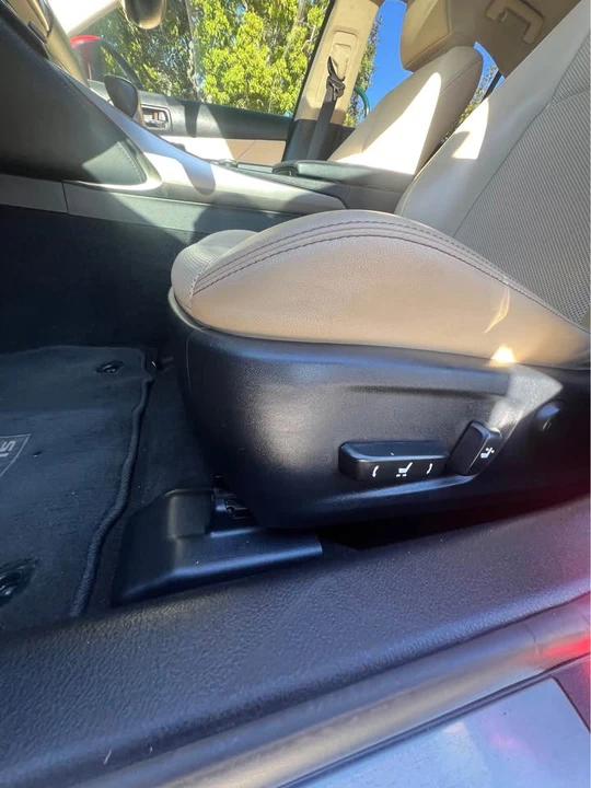 2016 Lexus IS 3rd Gen - Image 14 of 15