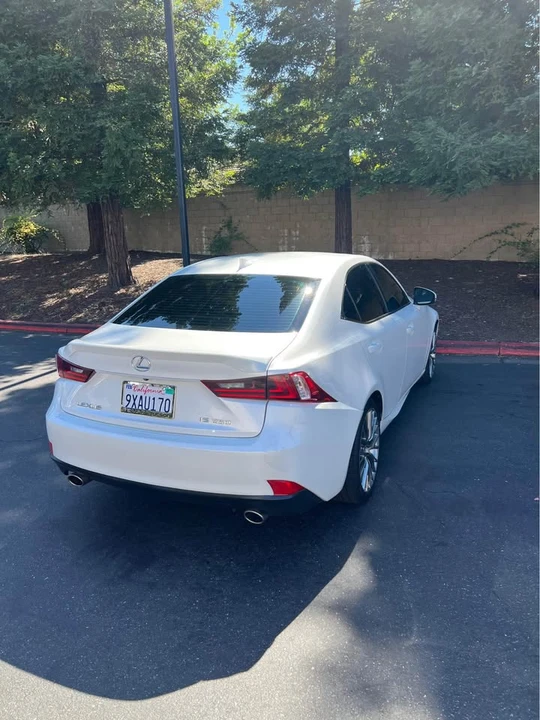 2016 Lexus IS 3rd Gen - Image 4 of 12