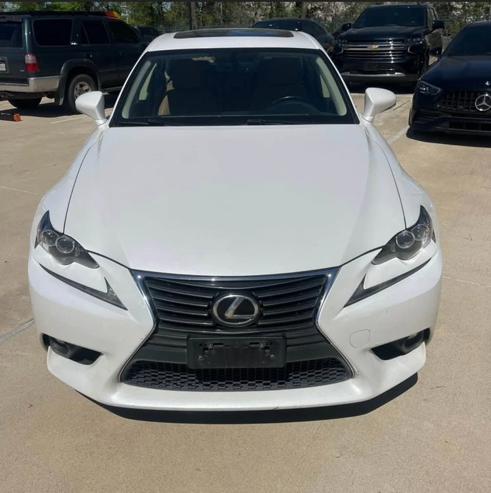 2016 Lexus IS 3rd Gen - Image 8 of 20