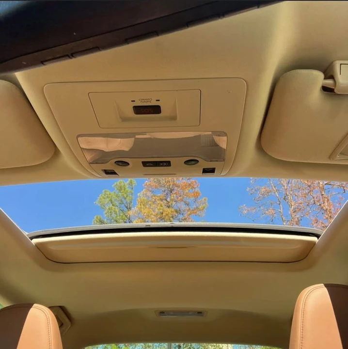2016 Lexus IS 3rd Gen - Image 15 of 20