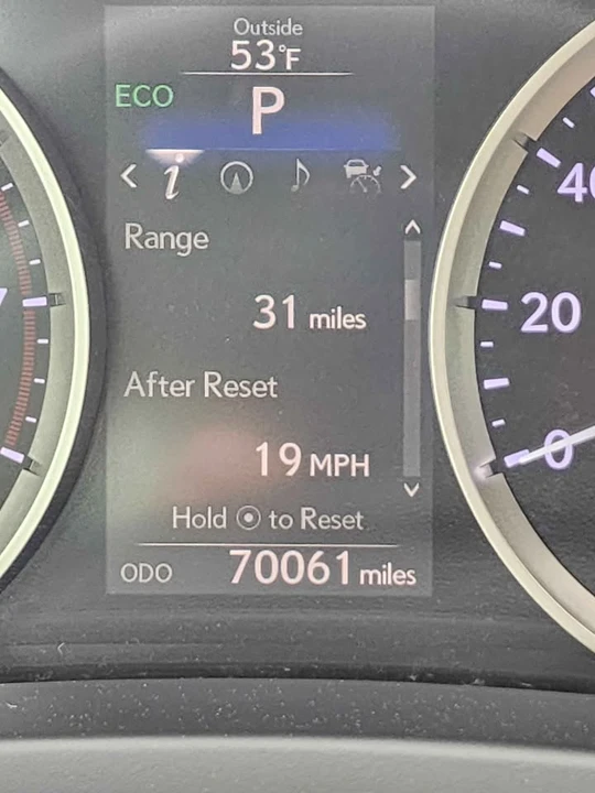 2016 Lexus IS 3rd Gen - Image 10 of 20