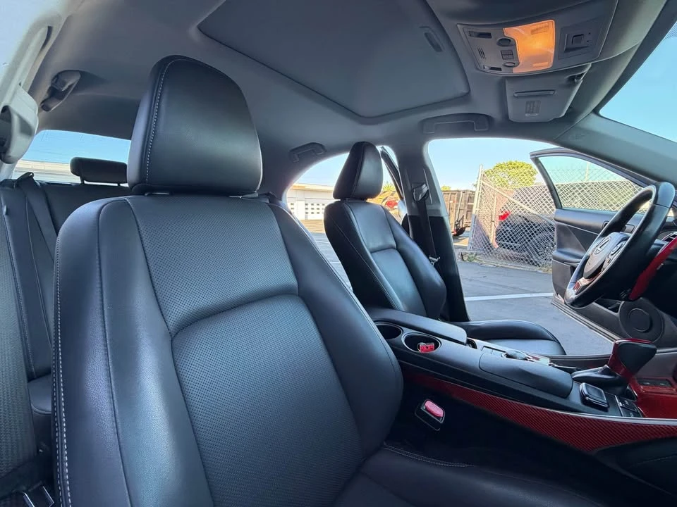 2016 Lexus IS 3rd Gen - Image 10 of 16