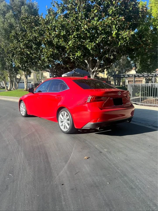 2016 Lexus IS 3rd Gen - Image 4 of 15