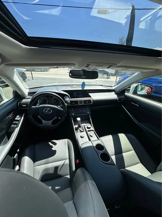 2016 Lexus IS 3rd Gen - Image 8 of 15