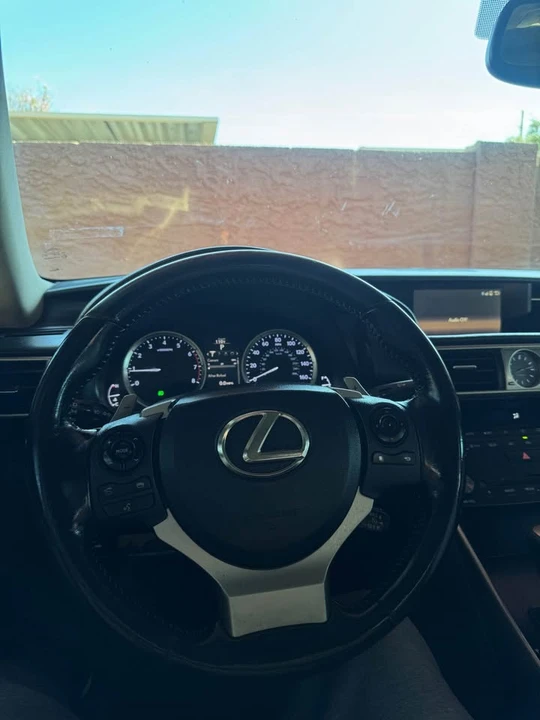 2016 Lexus IS 3rd Gen - Image 5 of 11