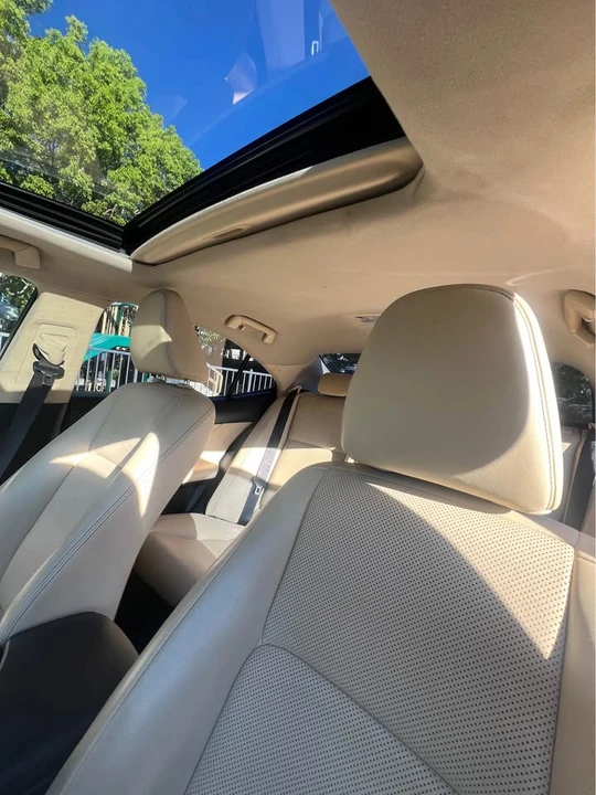 2016 Lexus IS 3rd Gen - Image 11 of 15
