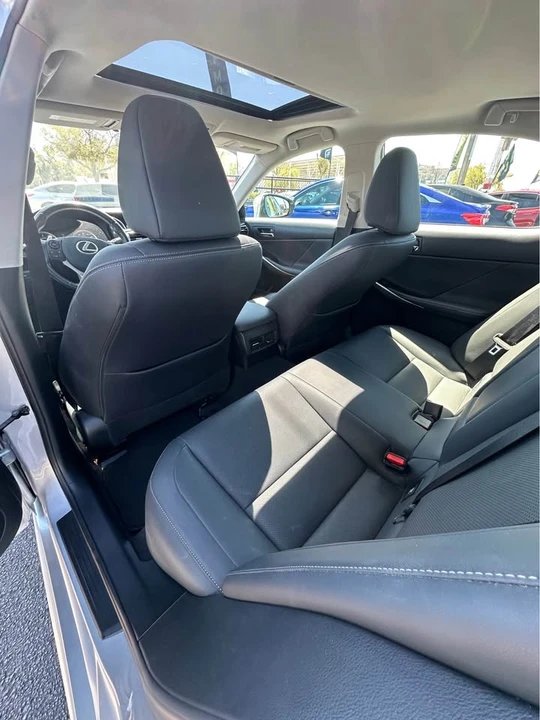 2016 Lexus IS 3rd Gen - Image 7 of 15