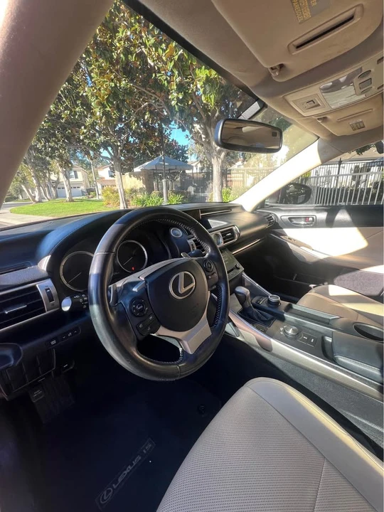 2016 Lexus IS 3rd Gen - Image 8 of 15