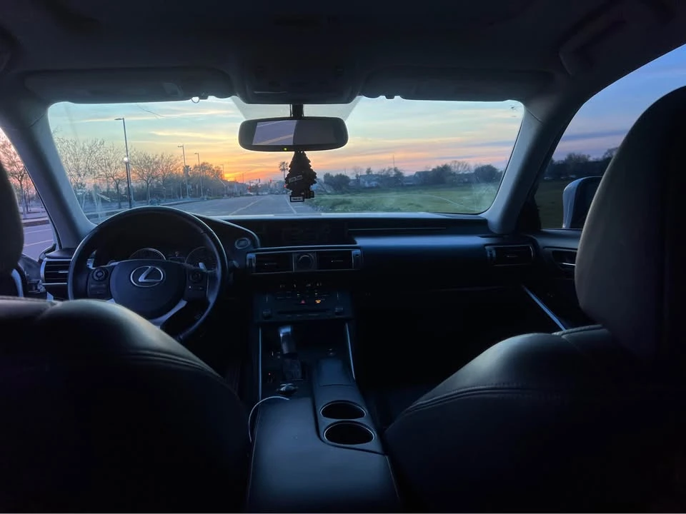 2016 Lexus IS 3rd Gen - Image 7 of 8