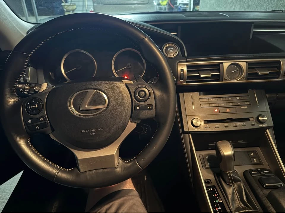 2016 Lexus IS 3rd Gen - Image 5 of 11
