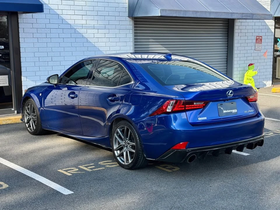 2016 Lexus IS 3rd Gen - Image 4 of 16