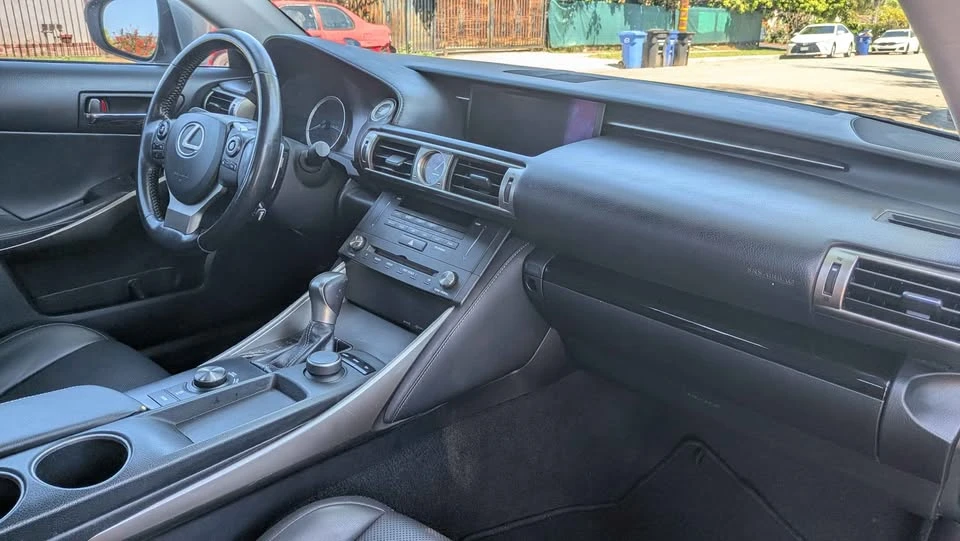 2016 Lexus IS 3rd Gen - Image 7 of 9
