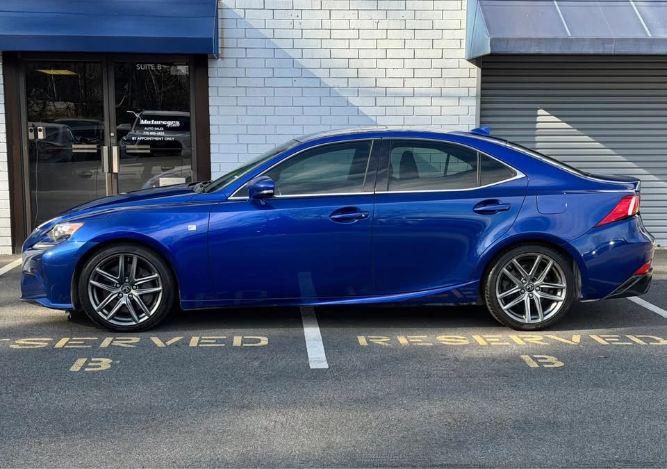 2016 Lexus IS 3rd Gen - Image 10 of 16