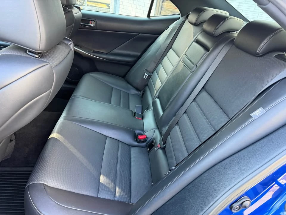 2016 Lexus IS 3rd Gen - Image 15 of 16
