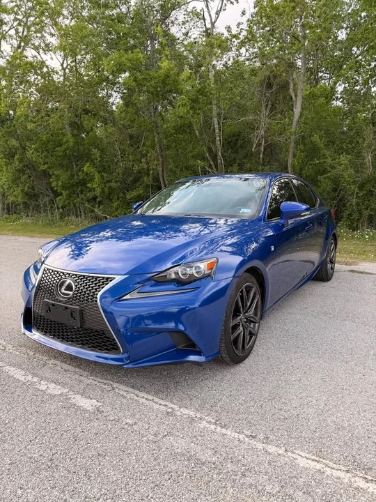 2016 Lexus IS 3rd Gen - Image 3 of 11