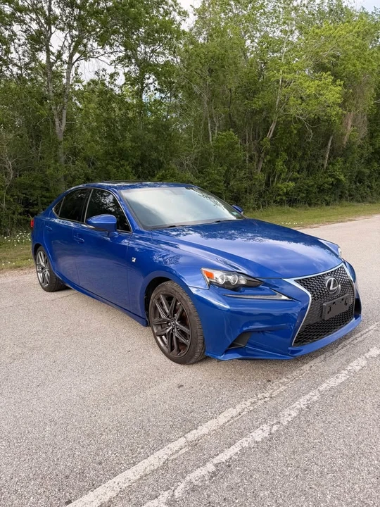 2016 Lexus IS 3rd Gen - Image 2 of 11