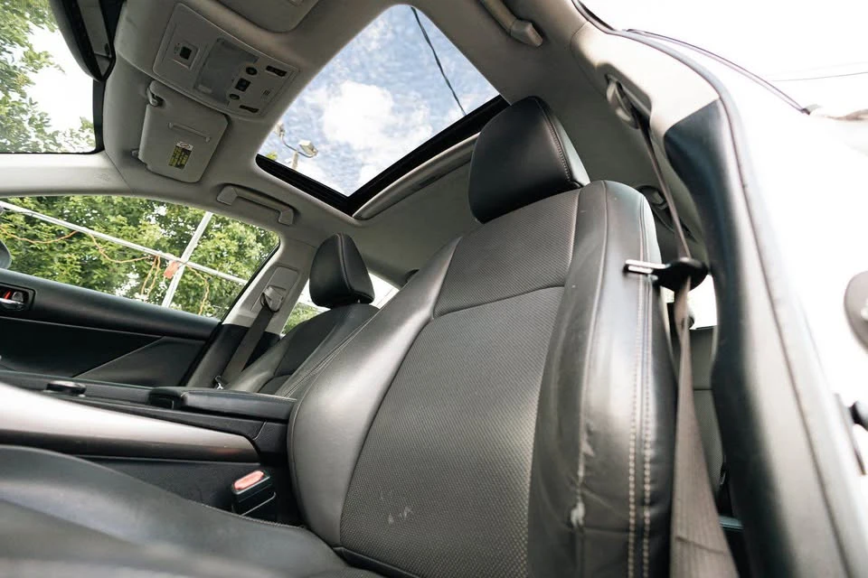 2016 Lexus IS 3rd Gen - Image 5 of 8