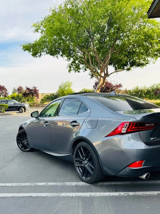 2016 Lexus IS 3rd Gen - Image 5 of 19