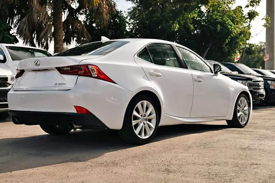2016 Lexus IS 200t Sedan