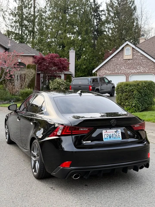 2016 Lexus IS 3rd Gen - Image 7 of 11