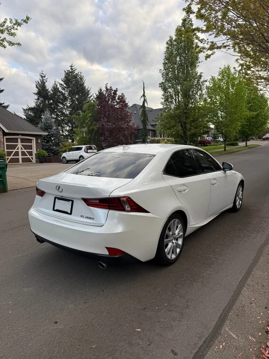 2016 Lexus IS 3rd Gen - Image 5 of 13