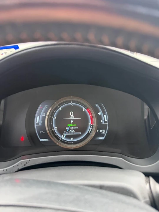 2016 Lexus IS 3rd Gen - Image 9 of 12