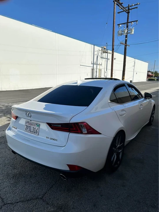 2016 Lexus IS 3rd Gen - Image 4 of 8