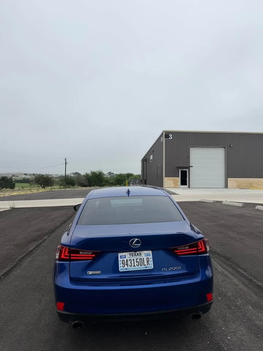 2016 Lexus IS 3rd Gen - Image 6 of 12
