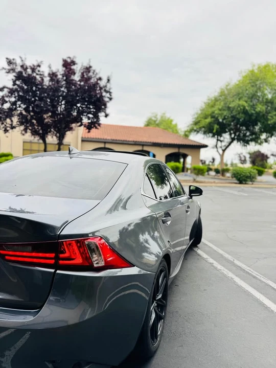 2016 Lexus IS 3rd Gen - Image 6 of 20