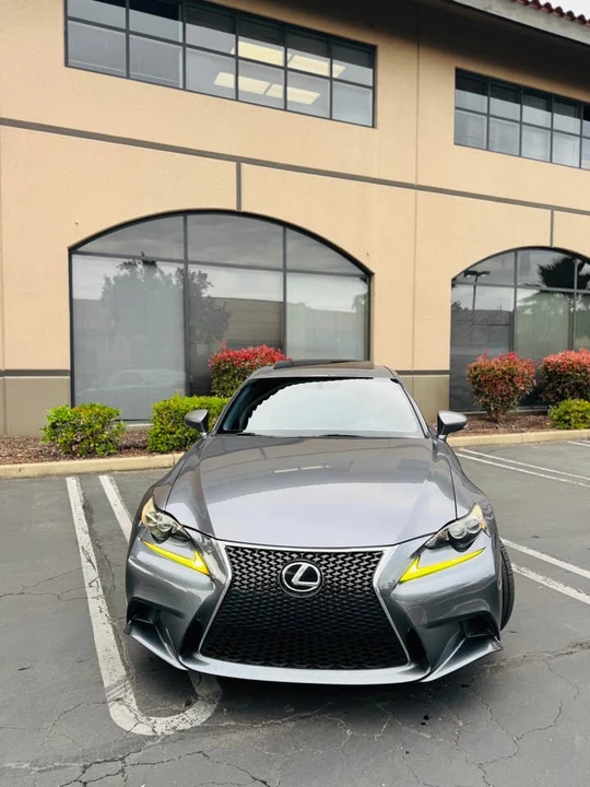 2016 Lexus IS 3rd Gen - Image 3 of 20