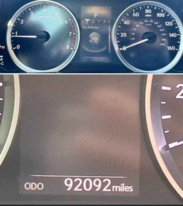 2016 Lexus IS 3rd Gen - Image 12 of 20