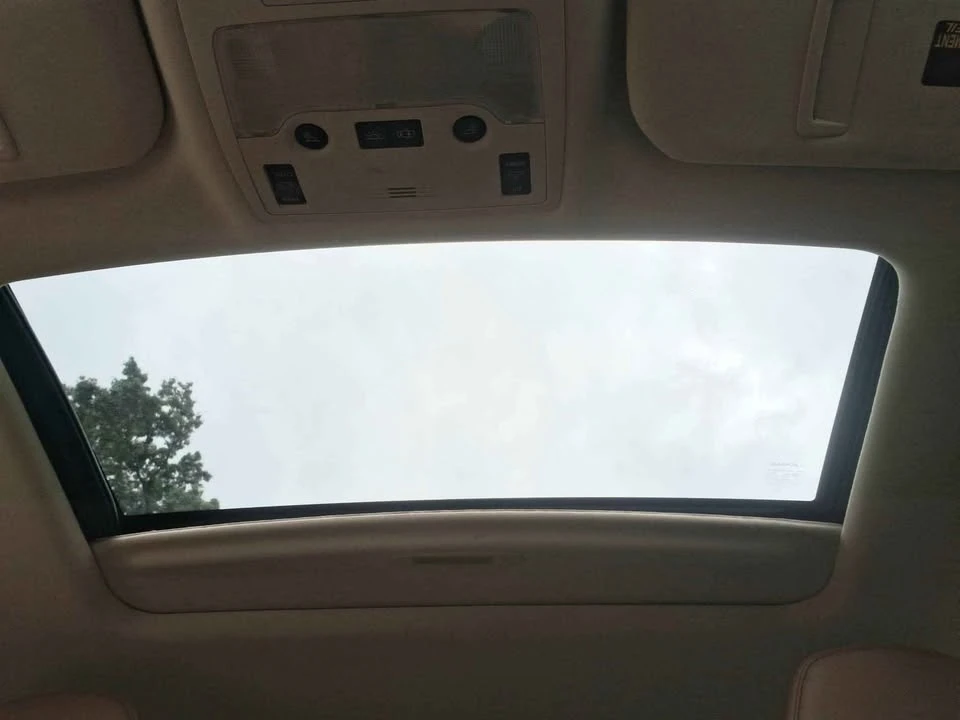 2016 Lexus IS 3rd Gen - Image 15 of 20