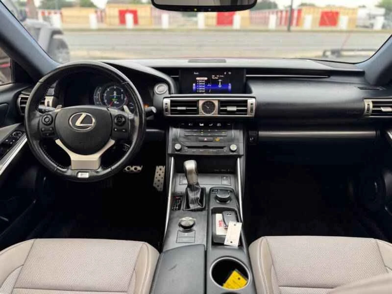 2016 Lexus IS 3rd Gen - Image 19 of 20