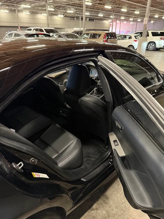 2016 Lexus IS 3rd Gen - Image 15 of 18