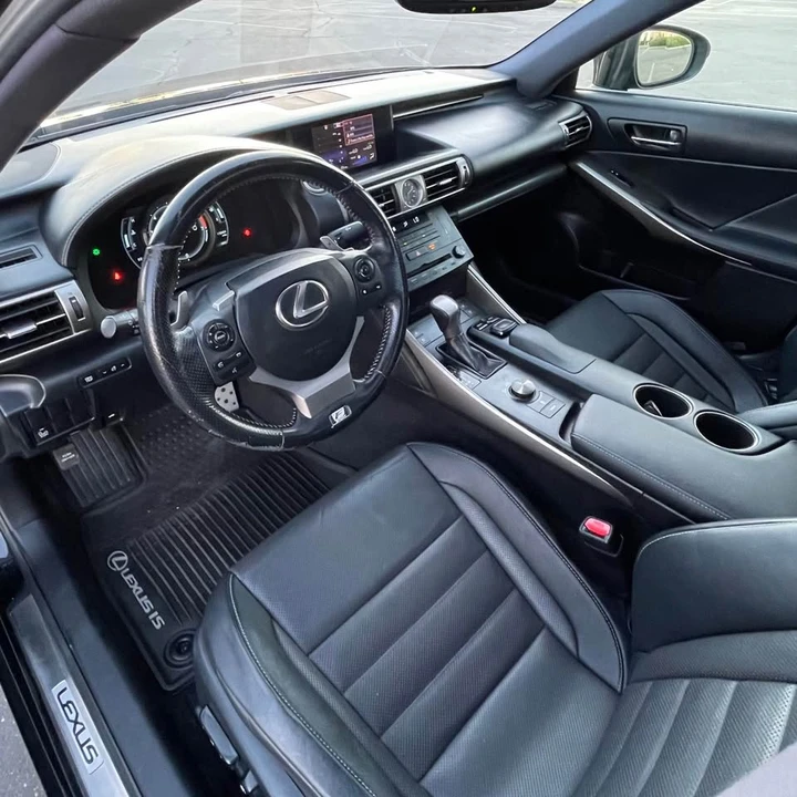 2016 Lexus IS 3rd Gen - Image 8 of 18