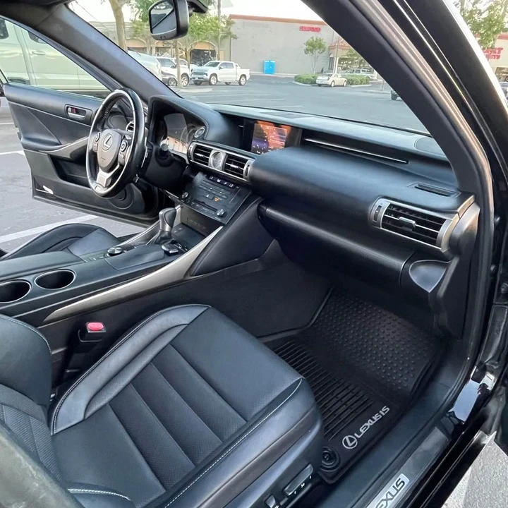 2016 Lexus IS 3rd Gen - Image 9 of 18