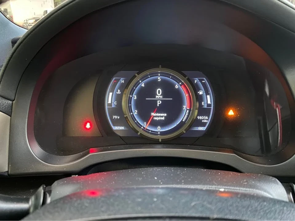 2016 Lexus IS 3rd Gen - Image 11 of 14