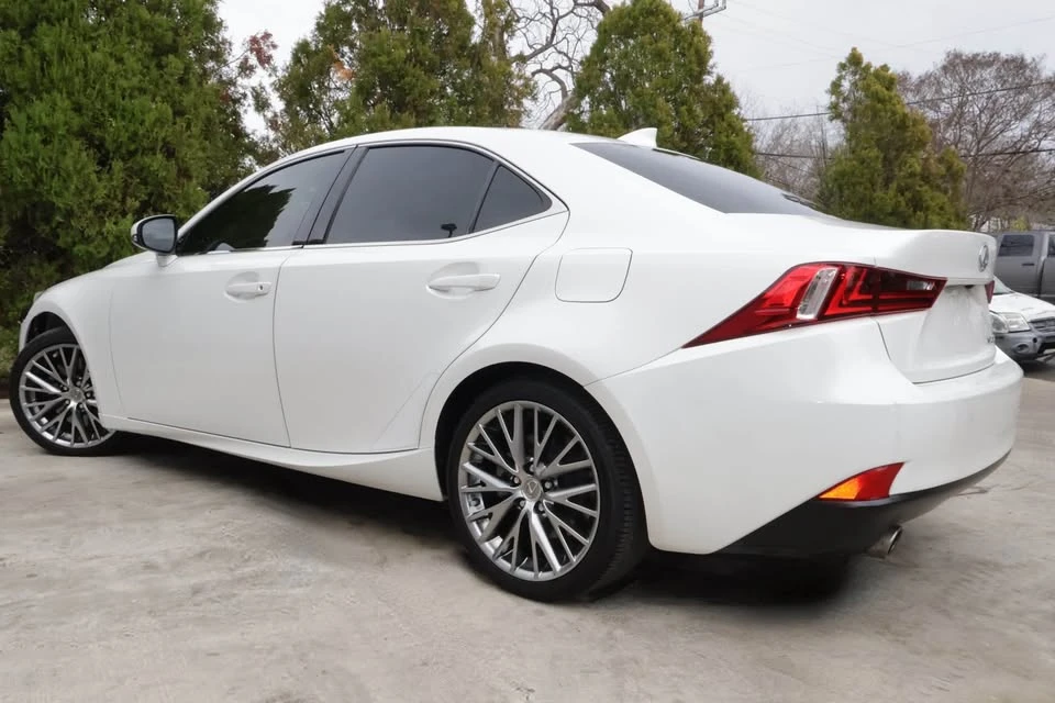 2016 Lexus IS 3rd Gen - Image 12 of 20