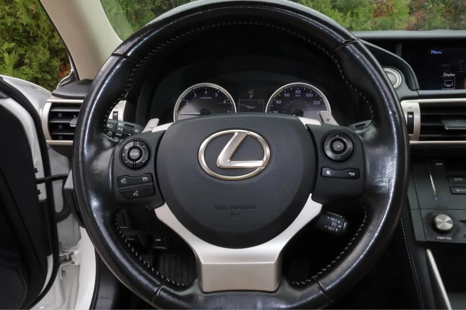 2016 Lexus IS 3rd Gen - Image 11 of 17