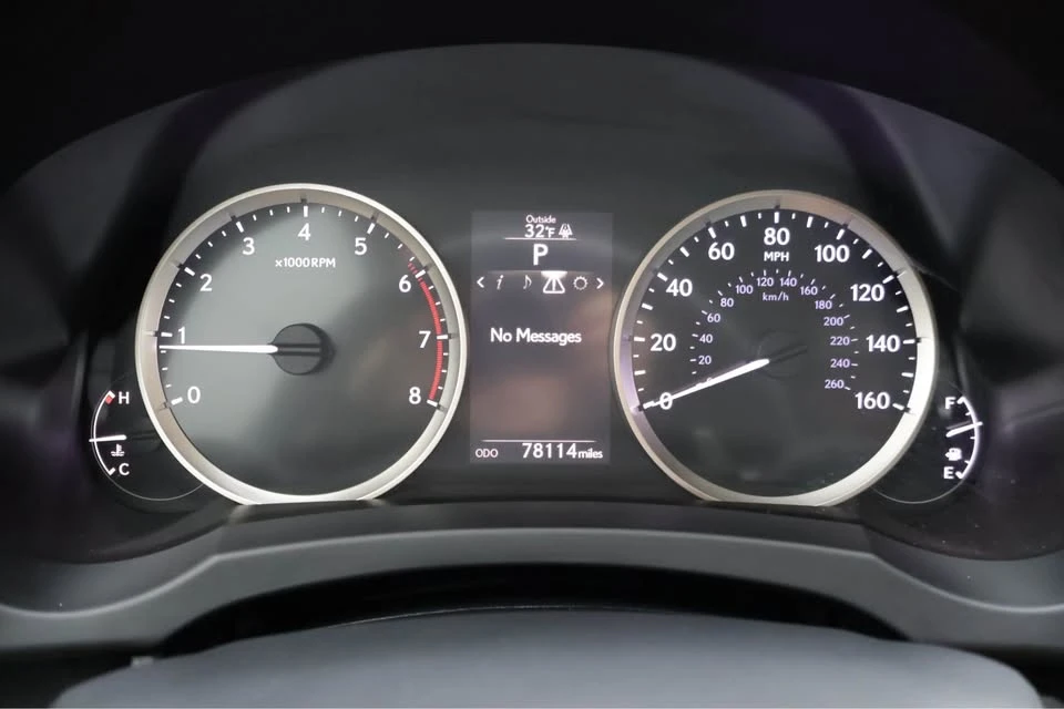 2016 Lexus IS 3rd Gen - Image 12 of 17