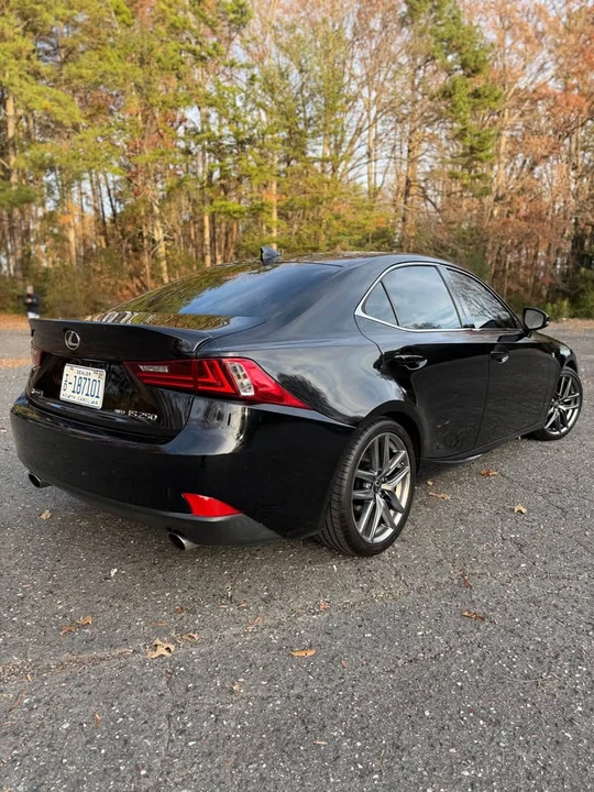 2016 Lexus IS 3rd Gen - Image 7 of 10