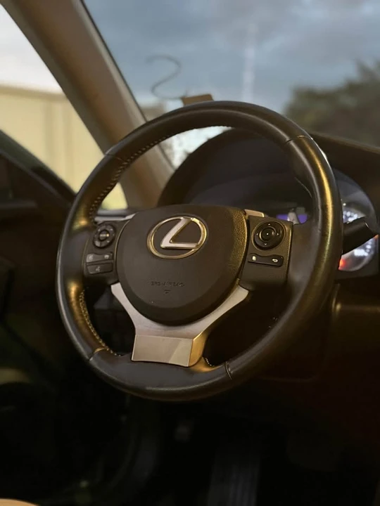 2016 Lexus IS 3rd Gen - Image 9 of 10