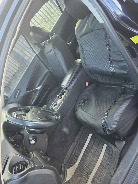 2016 Lexus IS 3rd Gen - Image 11 of 17