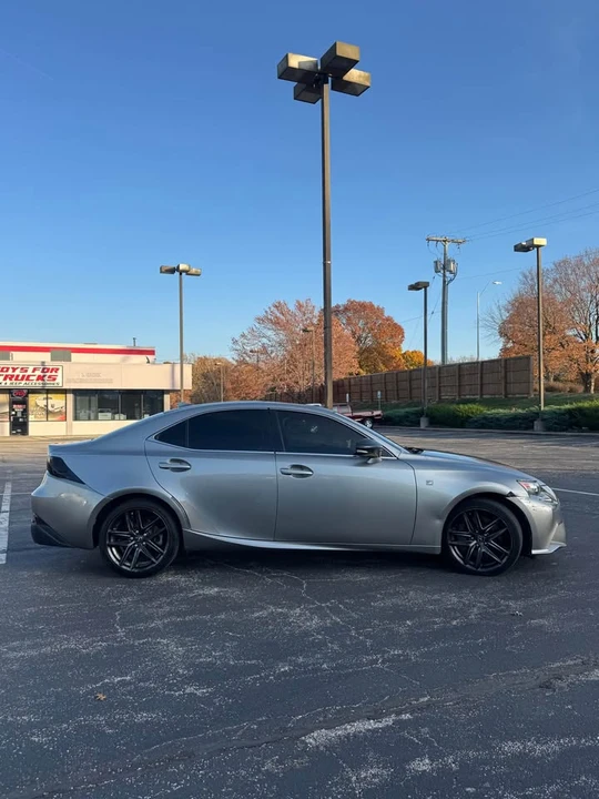 2016 Lexus IS 3rd Gen - Image 7 of 12