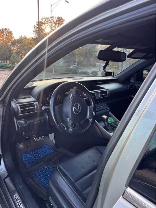 2016 Lexus IS 3rd Gen - Image 3 of 12